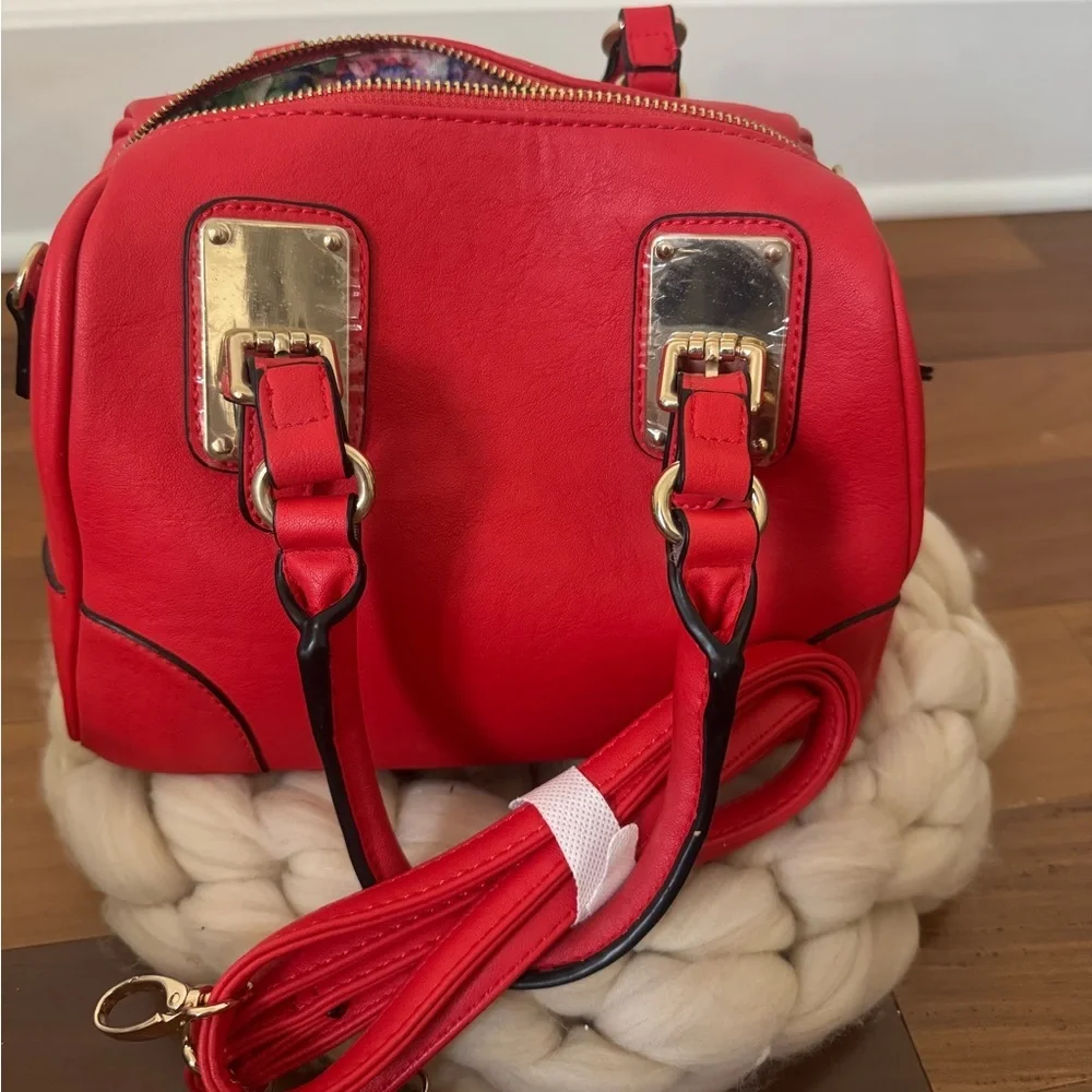 Elegant Red Women's Handbag